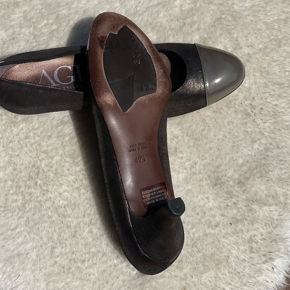 AGL Patent Cap Toe Pumps Francy Pebble Heels - Picture 5 of 7